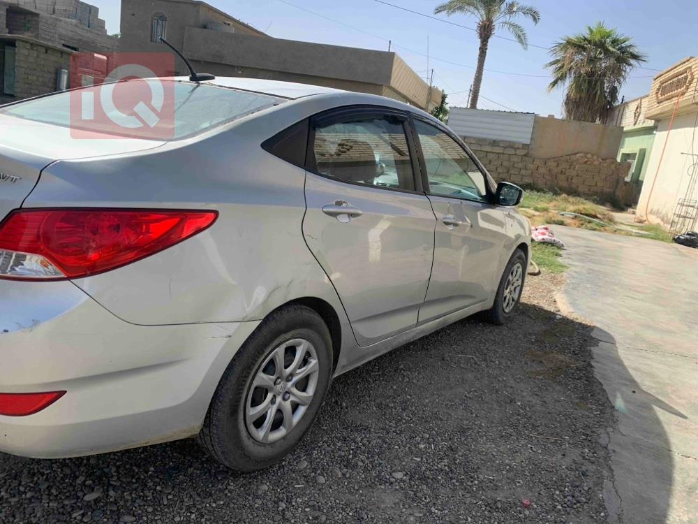 هیوندای ئەکسنت